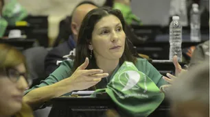 "No solo las mujeres abortan, también lo hacen las lesbianas", el polémico concepto de Macha
