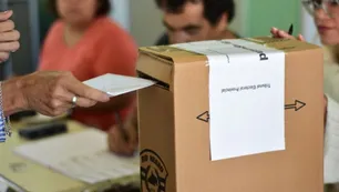 Renovar 127 diputados y 24 senadores costará 17 mil millones de pesos