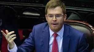 Tras los insultos de Carrió, Massot habló sobre "capricho y vanidad" en Cambiemos