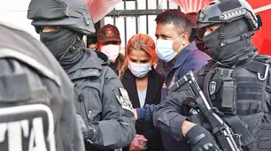 Denuncian que la ex presidente boliviana Áñez se quiso suicidar