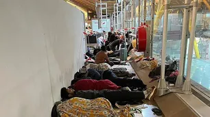 España: el aluvión de migrantes africanos saturó el aeropuerto de Barajas