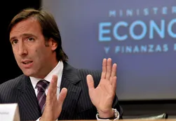 Lorenzino adelantó que se podría reabrir la "Ley Cerrojo"