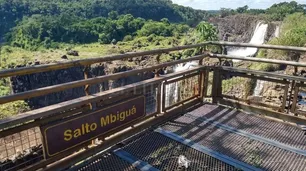 Las cataratas están "secas" y el río Gualeguaychú se cruza a pie