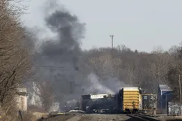 "Chernobyl químico": abrieron una clínica en Ohio por el alza de enfermos tras el descarrilamiento del tren