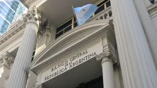 El carry trade llega a su fin: advierten sobre una dolarización masiva antes de las PASO