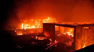 "Es como estar en el infierno": ascienden a 122 los muertos por los incendios en Chile y hay más de un centenar de desaparecidos