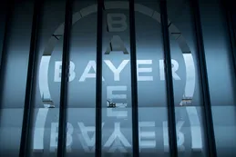 Bayer busca eliminar 12.000 empleos y vender su negocio veterinario