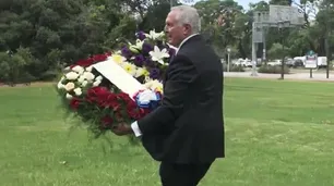 Día de los Presidentes: el embajador de EE.UU, Marc Stanley participó de una ceremonia de ofrendas florales