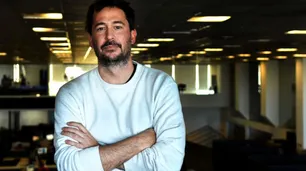 Santiago Mitre: “'Argentina, 1985' representa la posibilidad de unión a través de algo que está bien y es justo”
