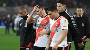 River fue eliminado por Vélez y otra vez el VAR estuvo en el ojo de la tormenta