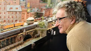 Rod Stewart pasó 26 años construyendo la maqueta de una ciudad imaginaria