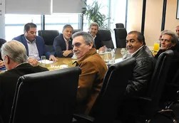 El Gobierno y la CGT negocian la reforma laboral