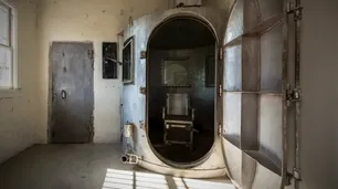 Un asesino se enfrenta a polémica ejecución con Zyklon-B, el "gas del Holocausto" judío