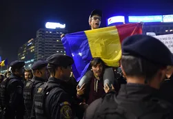 Rumania: renunció el primer ministro tras el incendio en un boliche