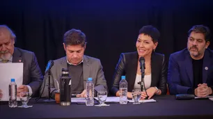 Luego del feroz cierre de listas, la señal de unidad: Kicillof y Mayra Mendoza se mostraron juntos en Quilmes