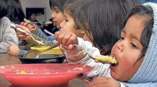 Los ingresos que necesita una familia para no ser pobre o indigente aumentaron más que la inflación