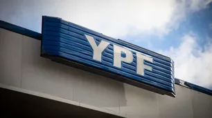El desguace de YPF y la falta de memoria