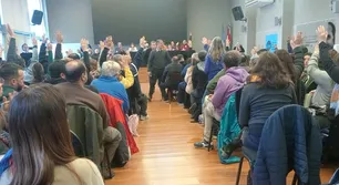 Tras un mes de negociaciones, la UEPC acepta la oferta salarial del Gobierno provincial