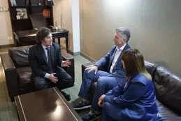 Hay tensión entre Javier Milei y Mauricio Macri porque quieren lo mismo
