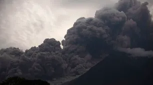 Terror y alarma en Guatemala por nueva erupción de Volcán de Fuego