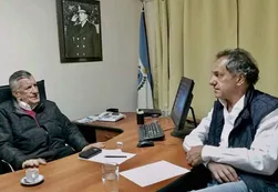 Scioli, a poco de ser padre, volvió a meterse en la campaña
