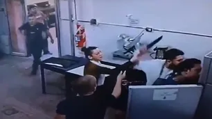 Video: un chef acorraló y amenazó a un empleado con un cuchillo en un conocido bar porteño