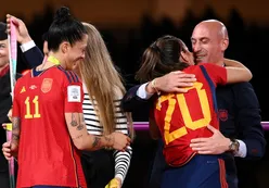 "No me gustó": la reacción de la campeona española que fue besada por el presidente de su federación
