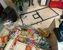 El desconsolado llanto del dueño del kiosco saqueado en Villa Carlos Paz
