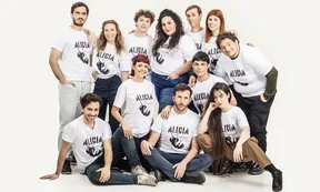 "Alicia muestra como las personas sobrellevamos las etapas del duelo", revela la protagonista del musical