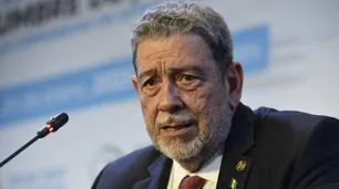 El "Camarada Ralph" Gonsalves asumió como sucesor de Alberto Fernández al frente de la CELAC