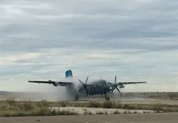 Cómo son las aeronaves que desplegó la Armada Argentina para la búsqueda