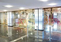 Fontevecchia relata cómo llegó a Perfil gran parte del Muro de Berlín