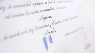 ¡Felicitaciones, Abogade! Se entregaron los primeros diplomas no binarios
