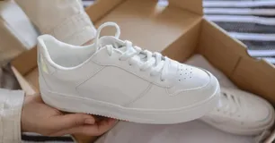 Córdoba: la condenaron por recibir un ladrillo de cocaína en el interior de un par de zapatillas