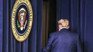 Aislado y ‘muteado’, Donald Trump se expone a un nuevo impeachment