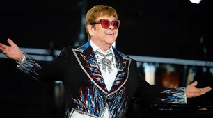 Elton John admitió su lado oscuro: "Cuando se toman drogas, se toman decisiones terribles"