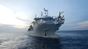 Comenzó una nueva campaña de mantenimiento en el puerto de Bahía Blanca