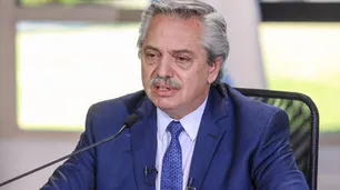 Alberto Fernández incluyó en extraordinarias la posible suspensión de las PASO