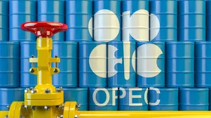 OPEP+ promete reequilibrar rápidamente el mercado petrolero