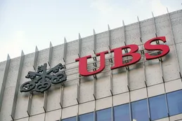 UBS despide a banqueros sénior como parte de la integración con Credit Suisse