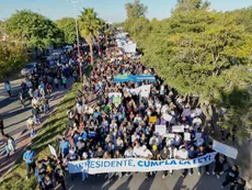 La Rioja participa de la marcha federal universitaria en defensa de la educación pública