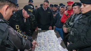 Córdoba: megaoperativo en Villa La Tela apunta al desarme ilegal de vehículos y venta de partes