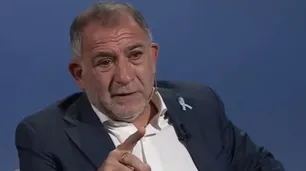 "Ella solo quiere amor": Luis Juez contó cuáles fueron las promesas que le hizo a su hija con parálisis cerebral