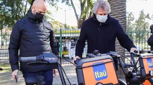Felipe Miguel anunció la reincorporación de 20 estaciones de Ecobici y la implementación de un código QR para retirarlas