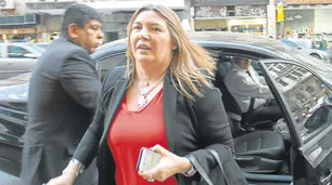 Bertone dijo que sufrió un abuso familiar de niña
