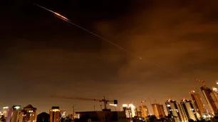 Escalada en Medio Oriente: ataques cruzados, tensión global y alerta por el estrecho de Ormuz