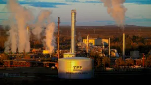 Por la situación económica, YPF podría cerrar pozos de gas