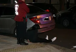 Asalto, persecución y tiroteo: un ladrón muerto y tres detenidos
