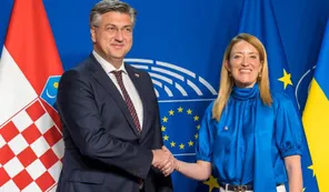 Dos eurodiputados perderían inmunidad sospechados de corrupción