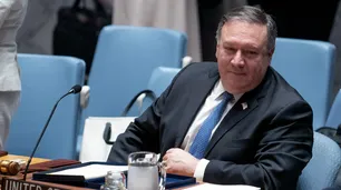 Crece tensión entre China y EEUU mientras Pompeo visita Pekín